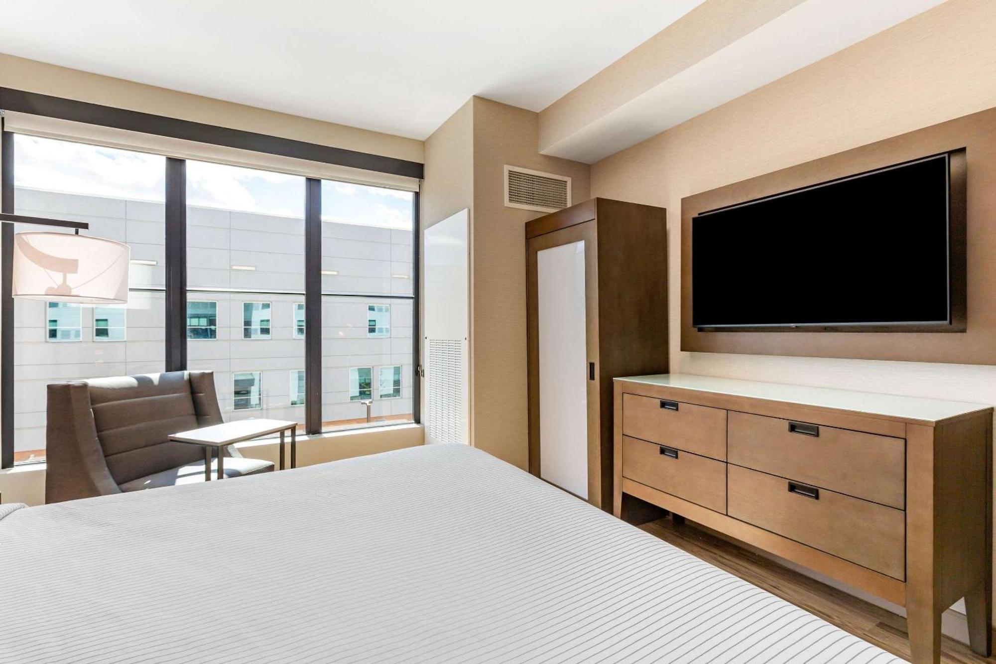 Cambria Hotel New Haven University Area Extérieur photo